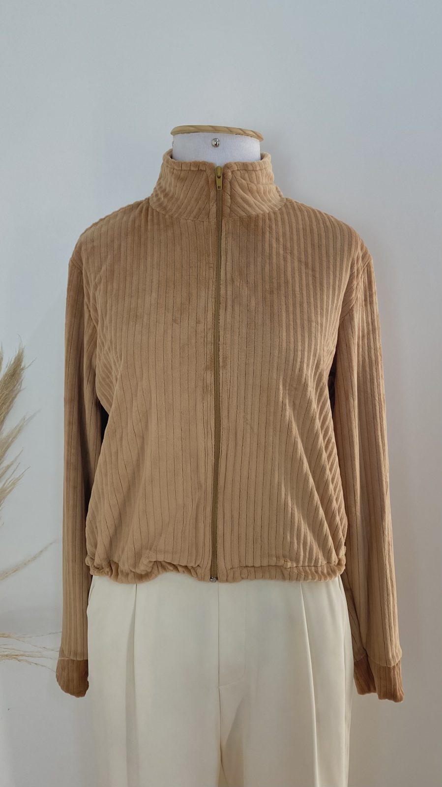 JAQUETA FEM ADT ABRT REF.C10939 MRR CLR M.
