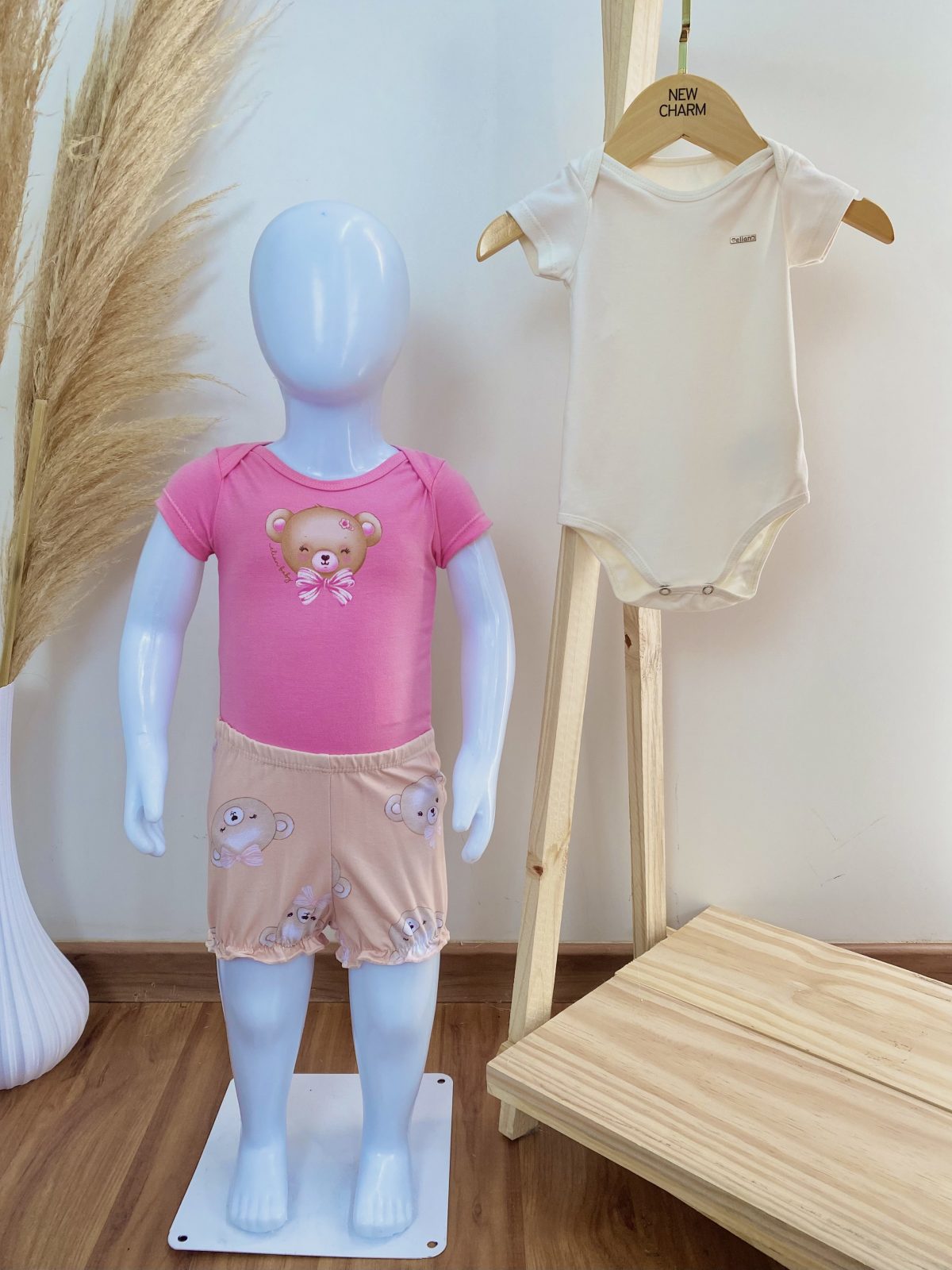 KIT FEM INF BDY MM+SHRT REF.211650 RSA/CRM G.