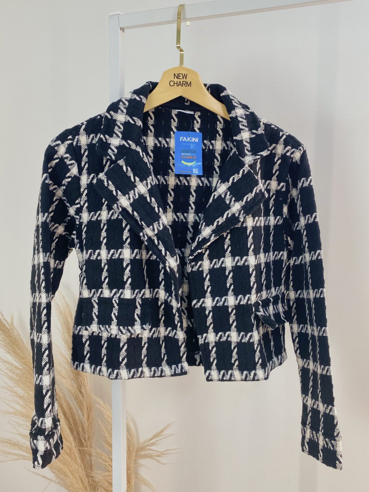 JAQUETA FEM INF XDZ REF.102601801 PTO/BCO 12.