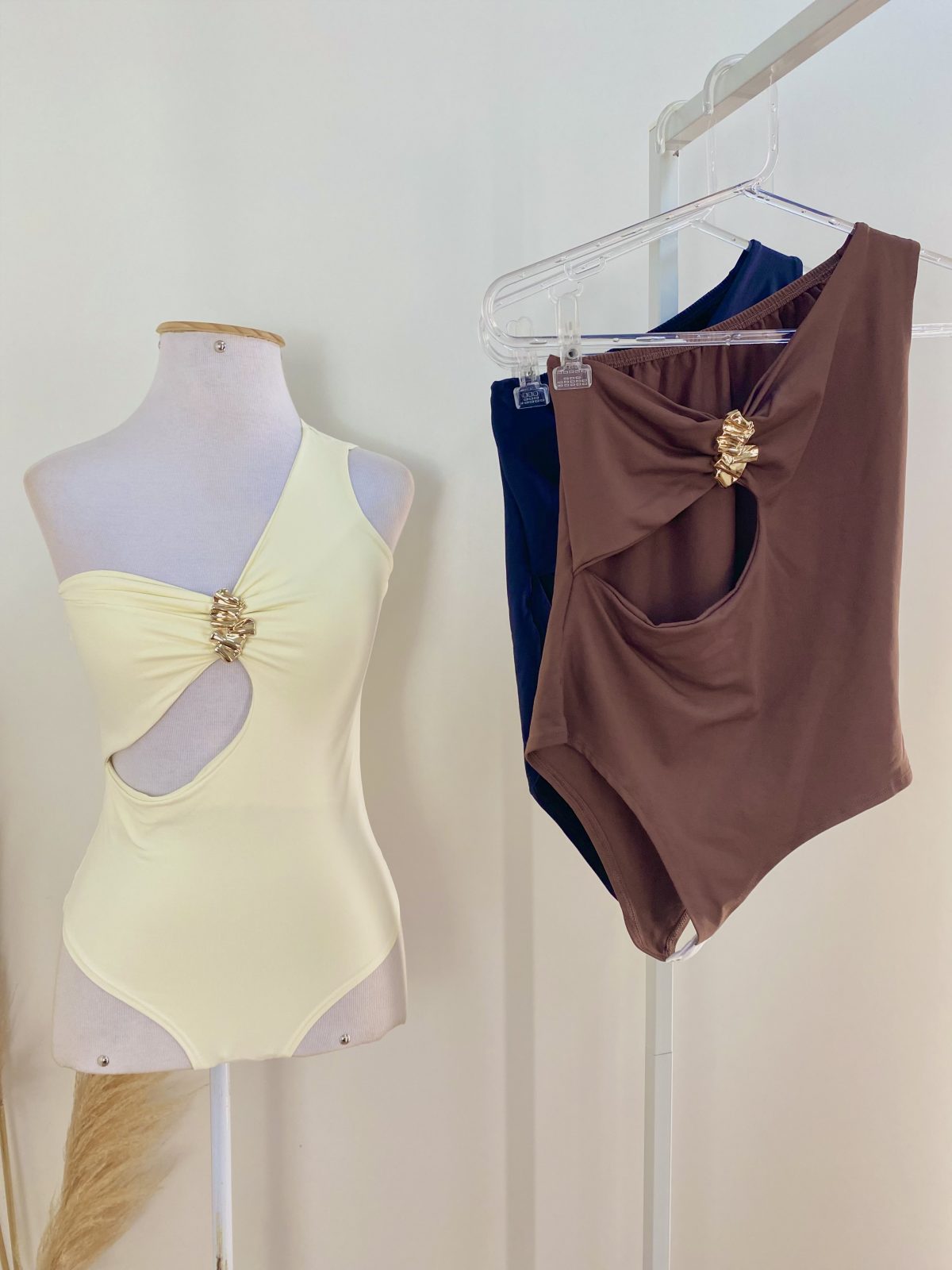 BODY FEM ADT NULA MNG REF.GL2340 STD/LSO M.