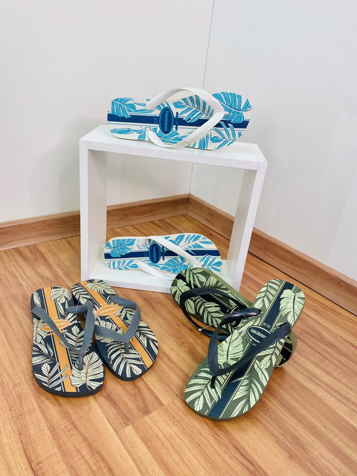 CHINELO MASC M44 REF.ALOHA CZA/GELO 37/38