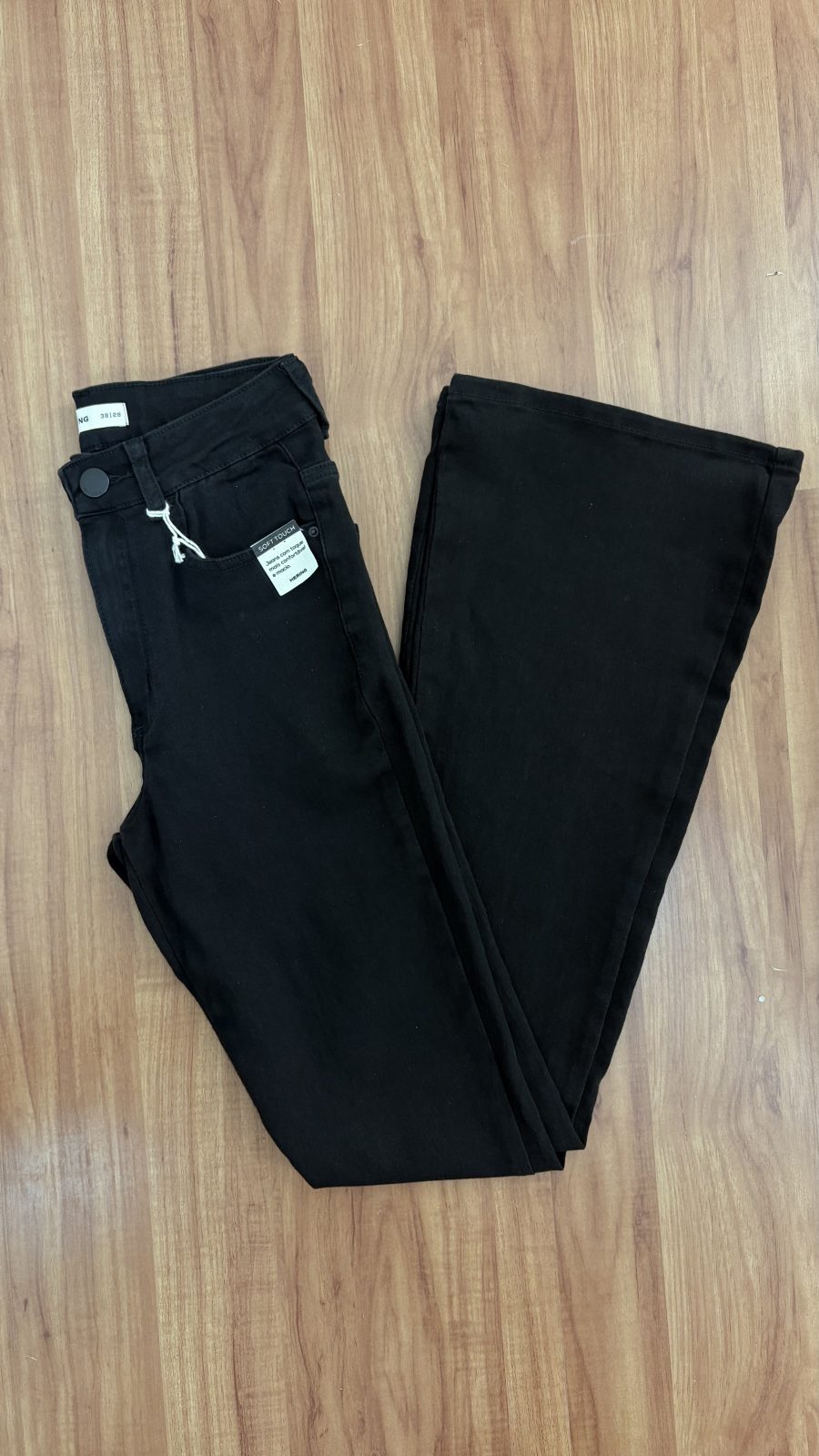 CALÇA FEM FLARE REF.H9MU 1AS/PTO 46.