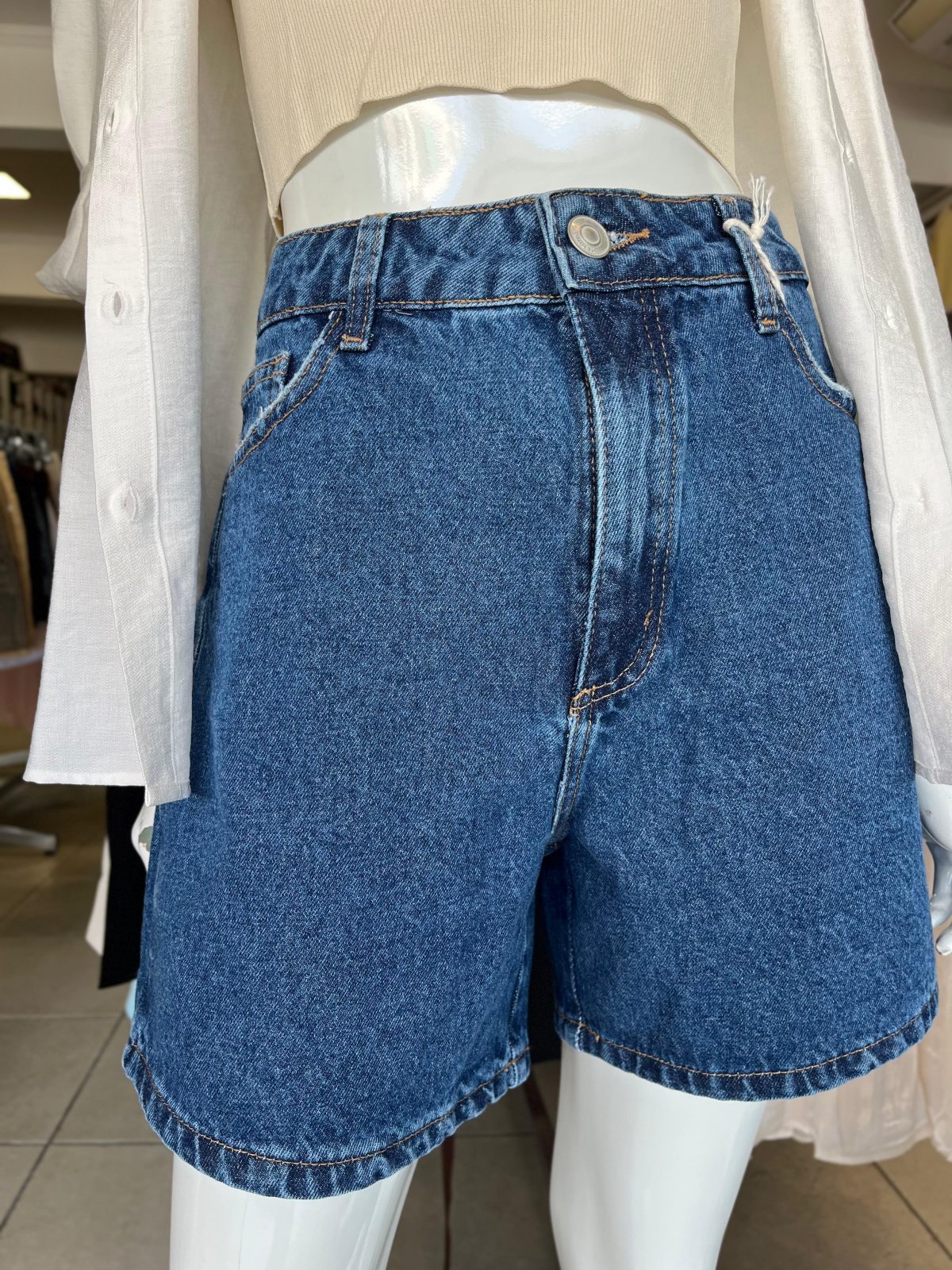 SHORTS FEM ADT MOM REF.HBXC 1BS/JNS 38.