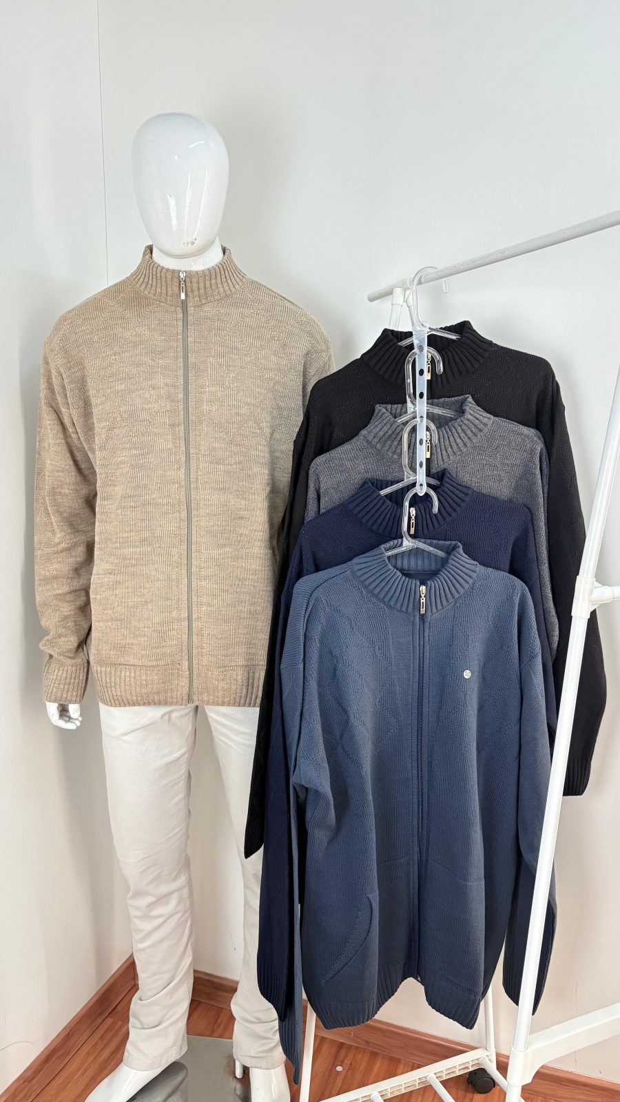 SUETER MASC ABRT R50 REF.LZ249 STD P.