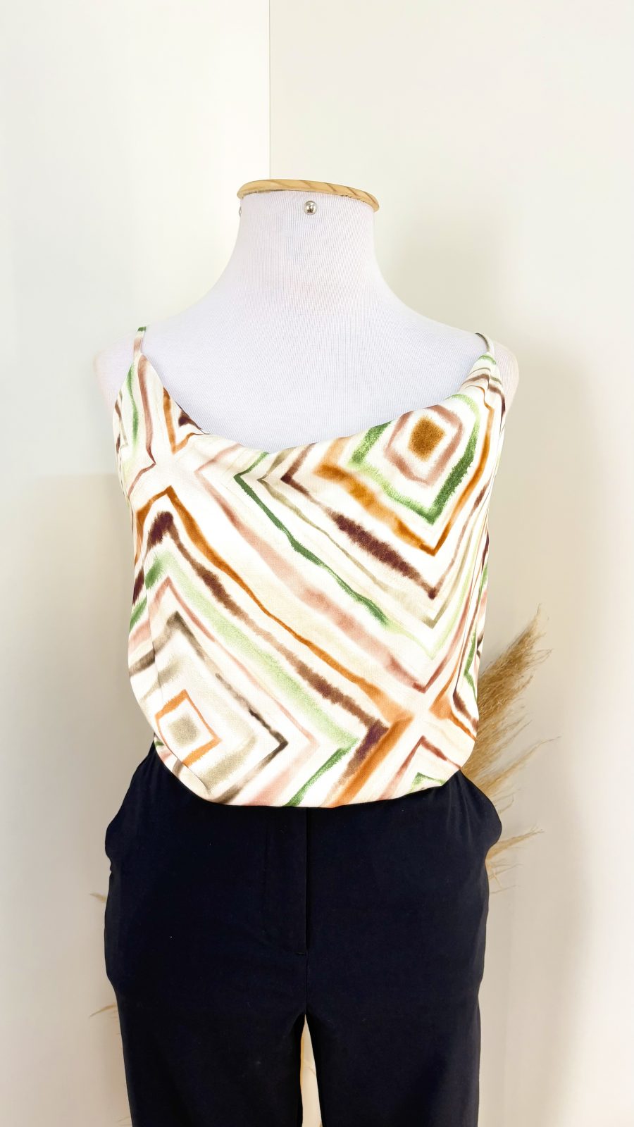 BLUSA FEM C/ALÇ REF.C0135 BGE/CLRD G.