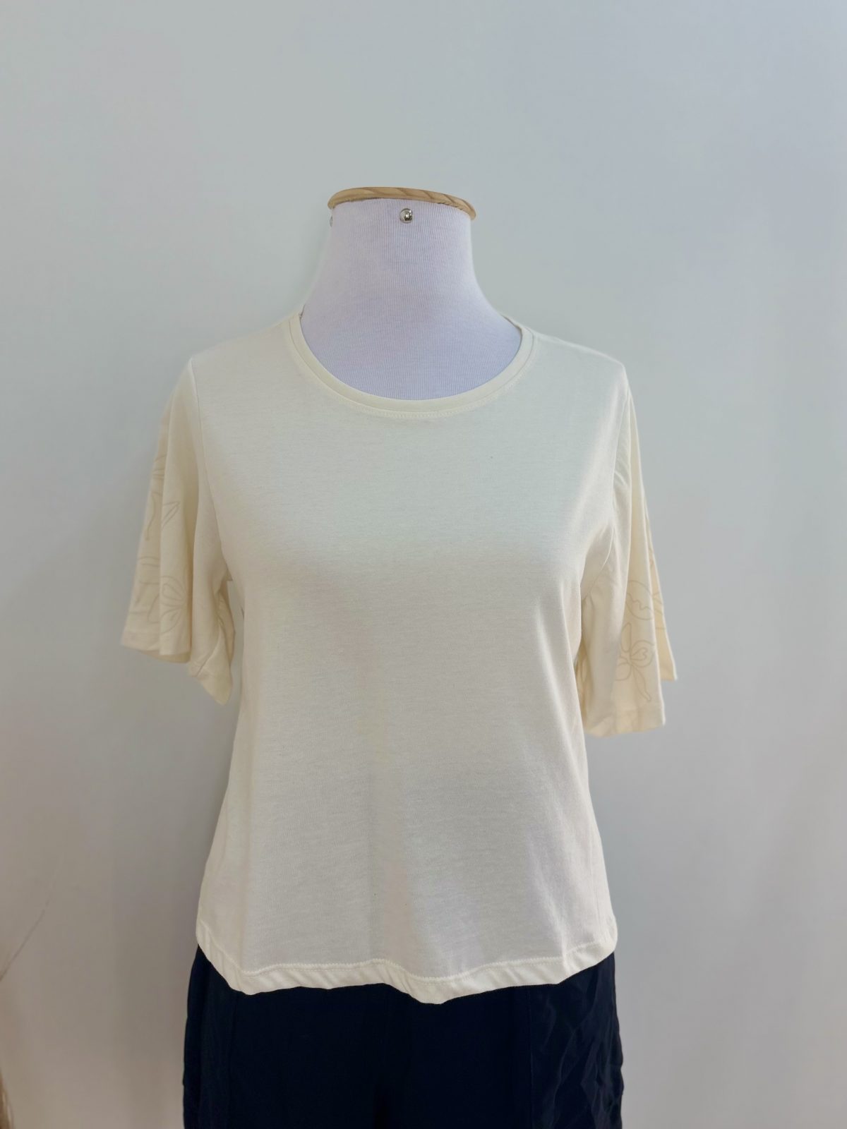 BLUSA FEM ADT MM REF.132933 CRM P.