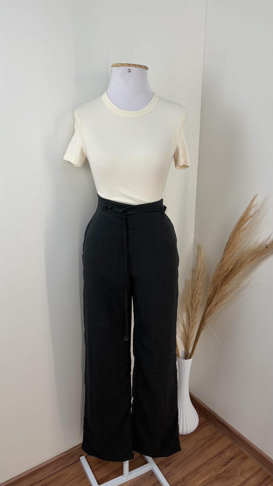 CALÇA FEM RETA REF.184185 PTO M.