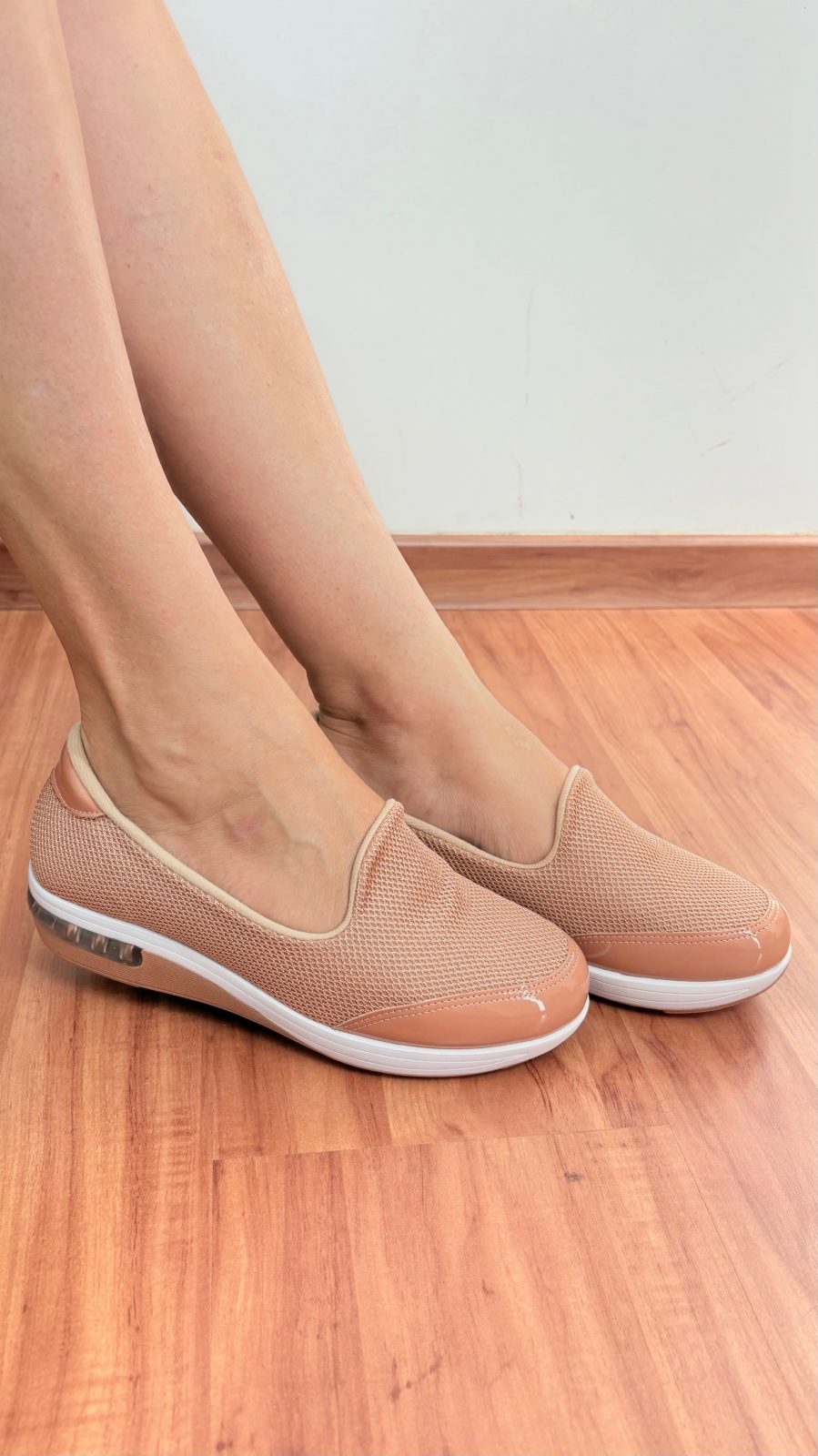 SAPATO FEM M62 REF.7320201 PTO TELA 35.