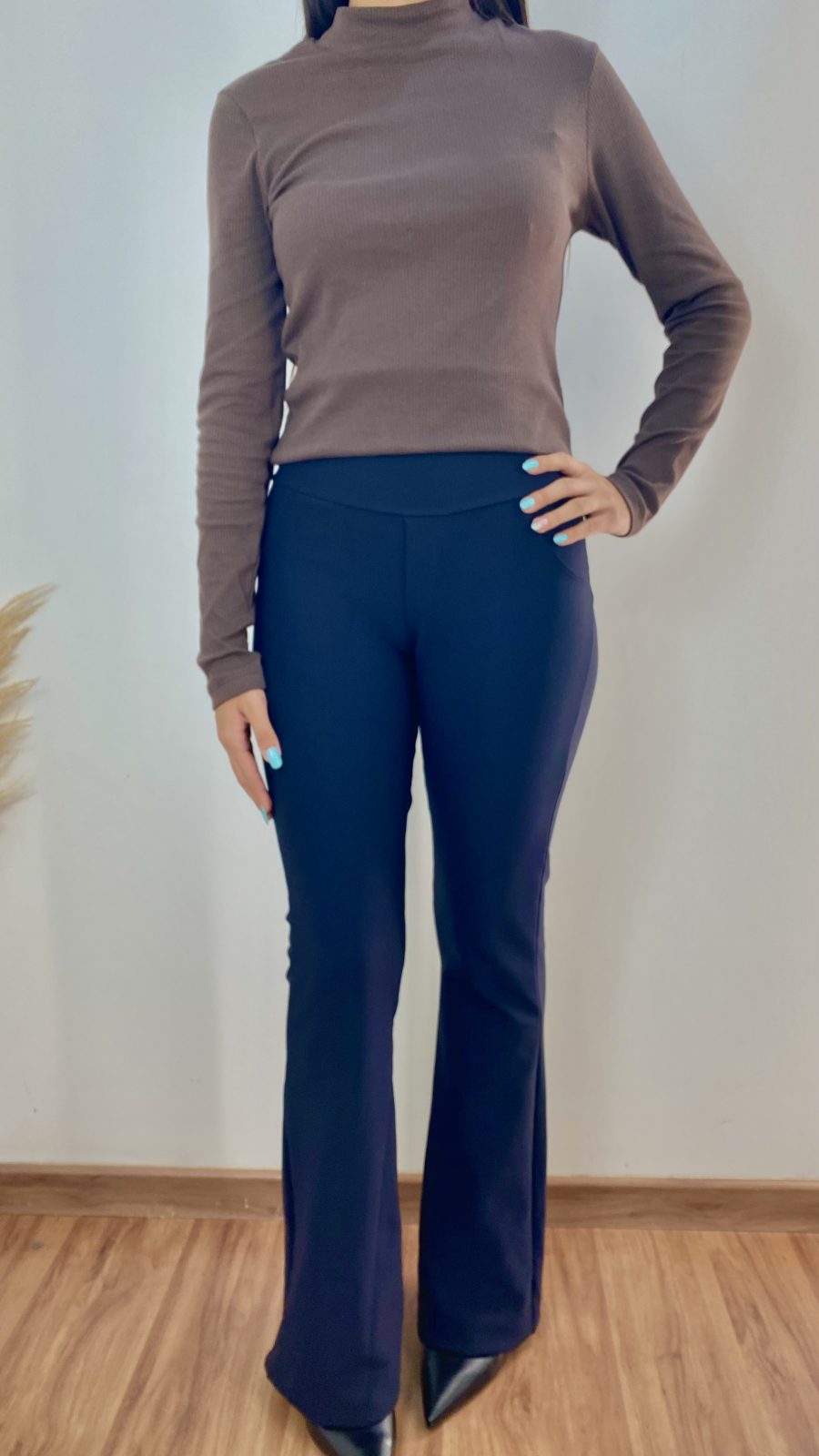 CALÇA FEM ADT FLARE REF.5014 PTO P.