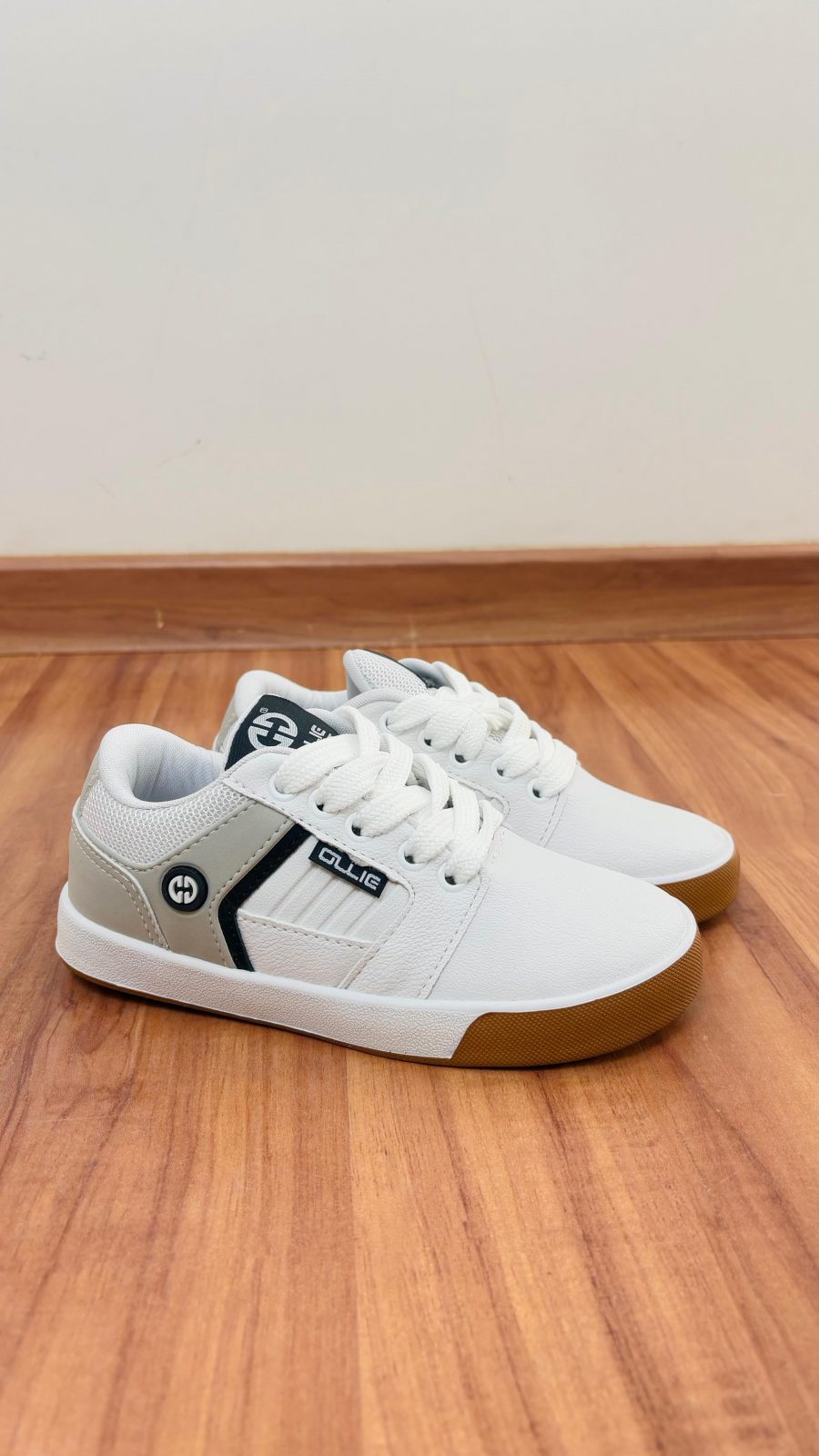 TENIS MASC INF M137 REF.MONSTER3 BCO 28.