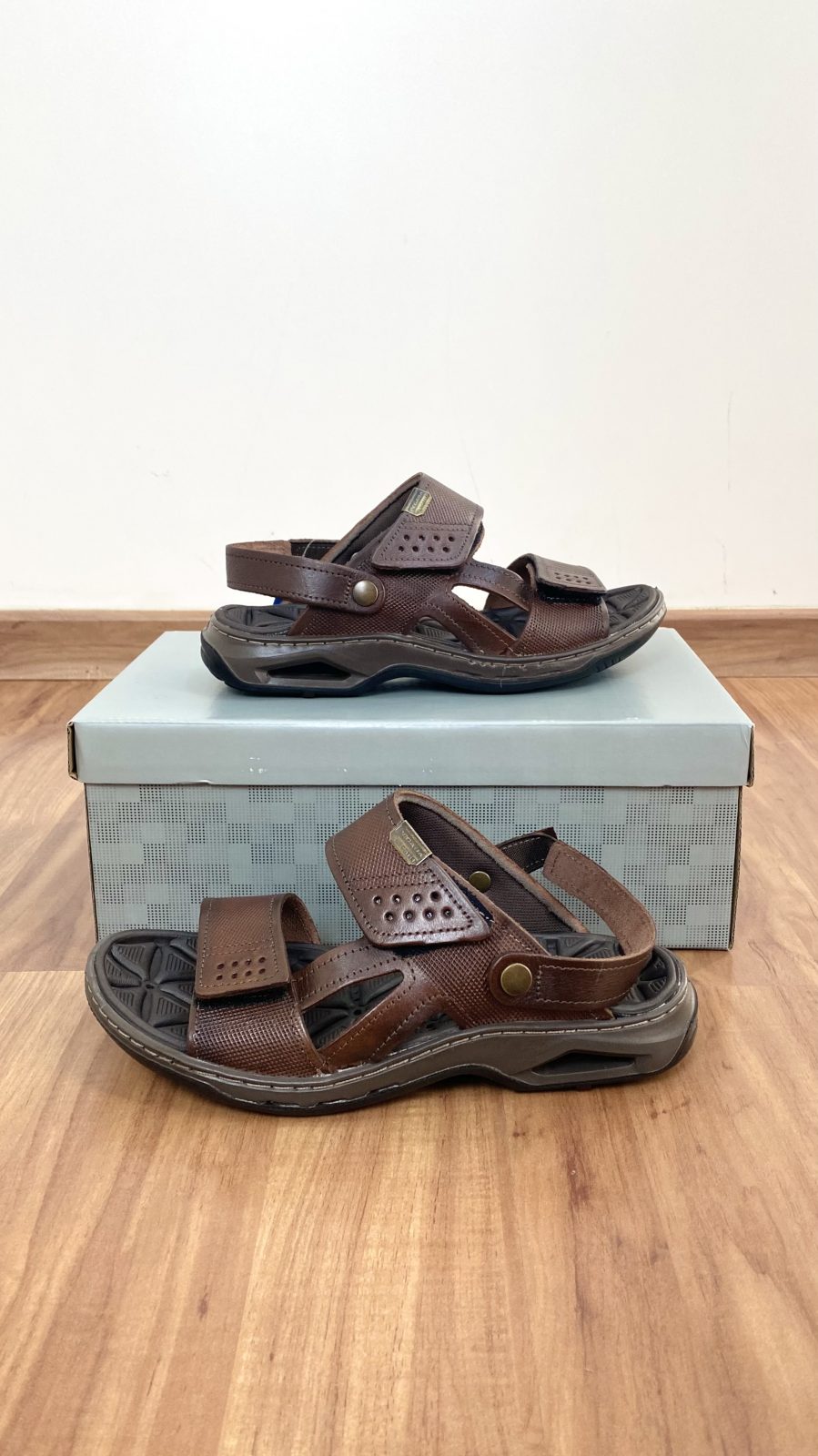 SANDALIA MASC REF.133206 MRR/PINHAO 38.