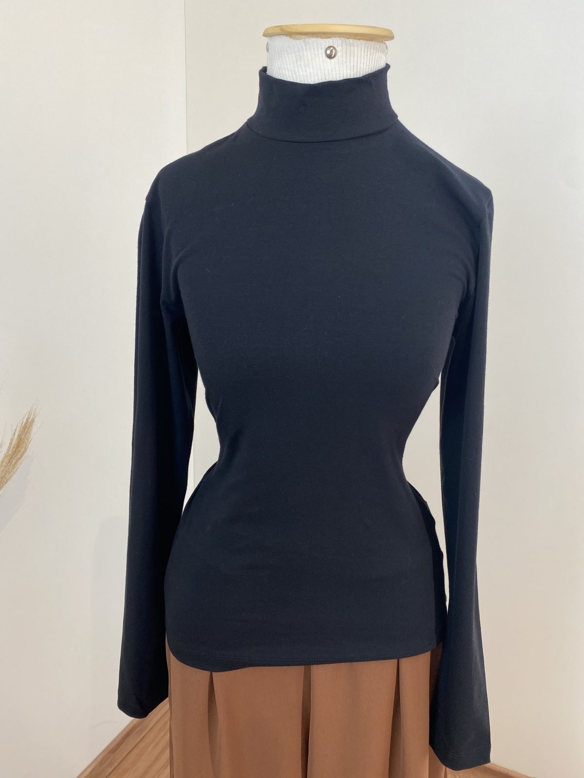 BLUSA FEM ADT ML GOLA ALTA