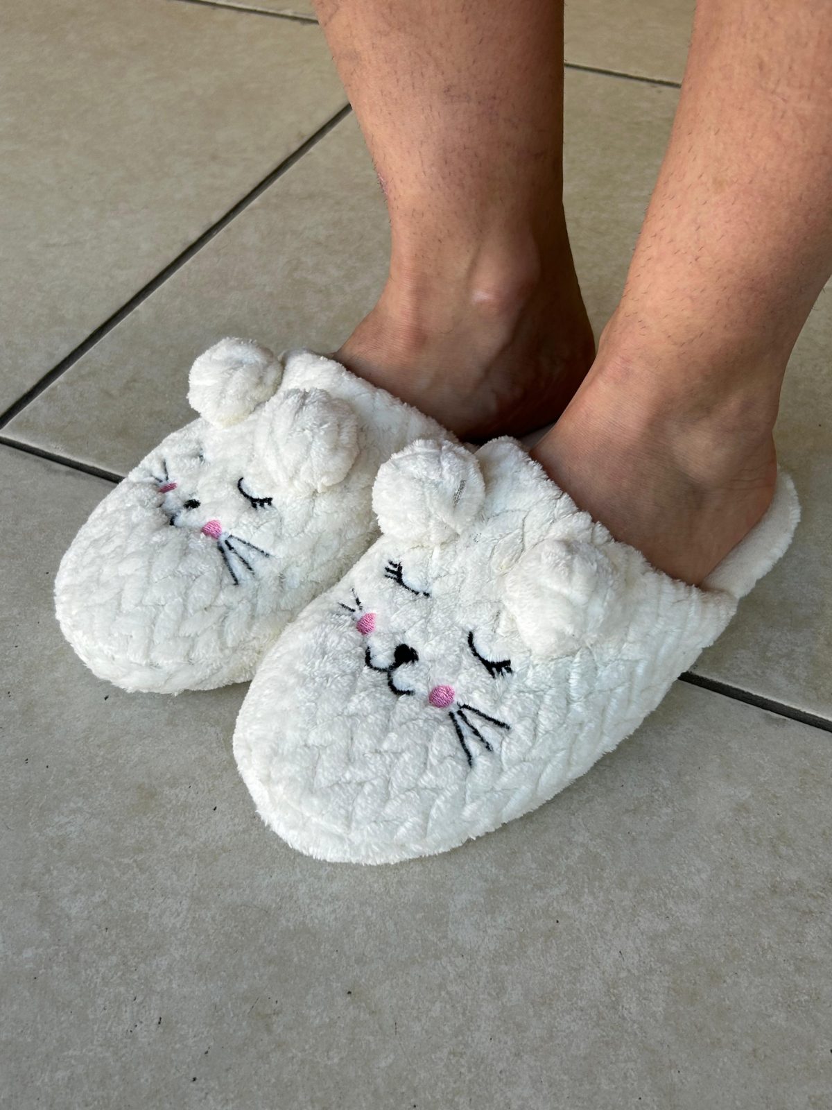 PANTUFA FEM SOL NASCENTE REF.CY037 BCO 38.