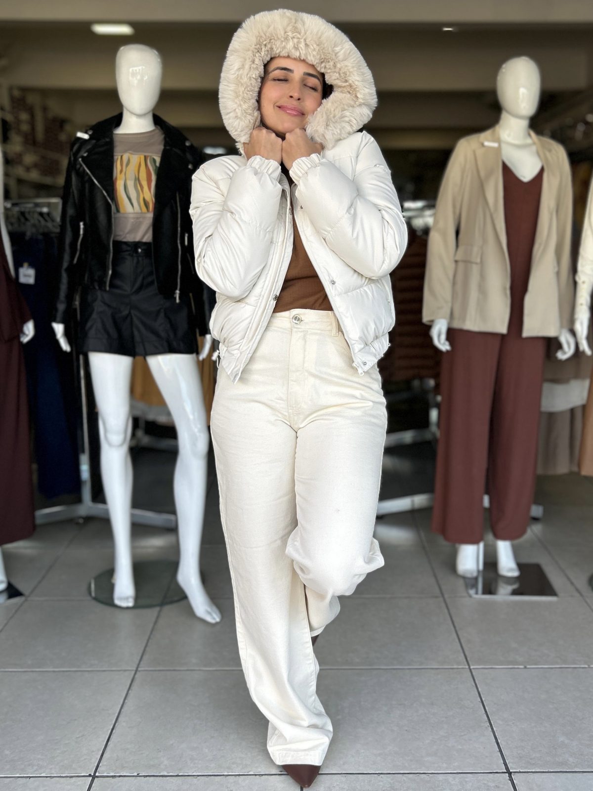JAQUETA FEM ADT PUFFER REF.25681 OFF/WHT P.